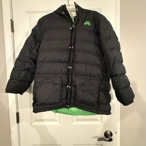 Nike SB Green Jacket Lining - boys size xl